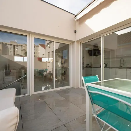 Maison De 2 A En Roussillon A 100 M De La Avec Terrasse Amenagee Et Wifi *