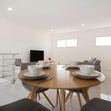 Holiday home Maison De 2 A En Roussillon A 100 M De La Avec Terrasse Amenagee Et Wifi Canet-en-Roussillon